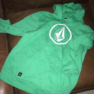 Volvo’s sweatshirt